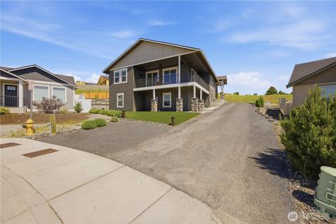 827 Madeleine Court East Wenatchee WA 98802