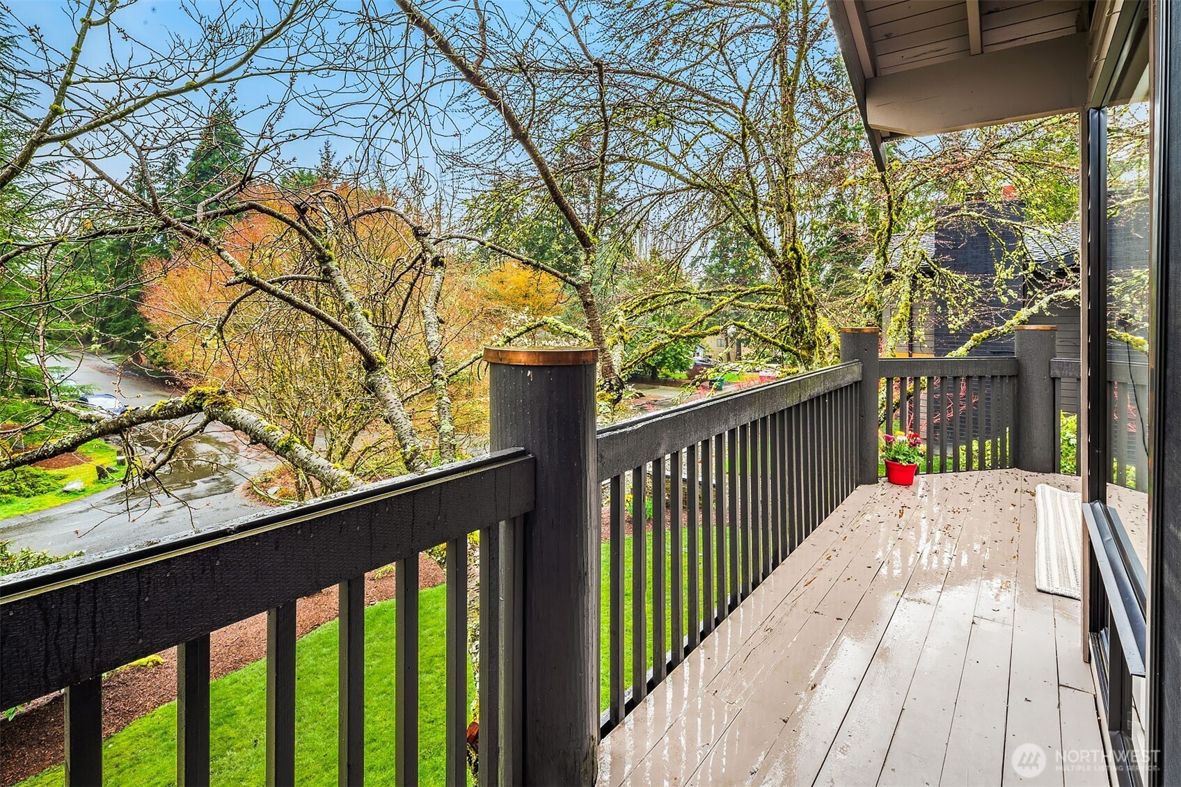 6700 81st Avenue SE Mercer Island WA 98040