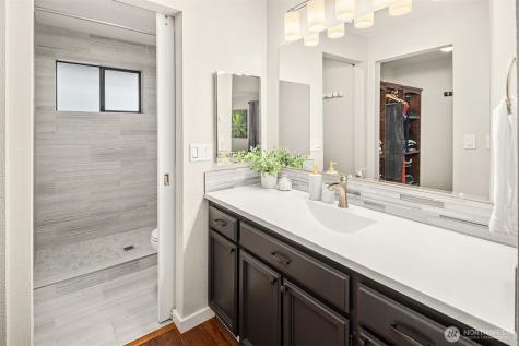 6700 81st Avenue SE Mercer Island WA 98040