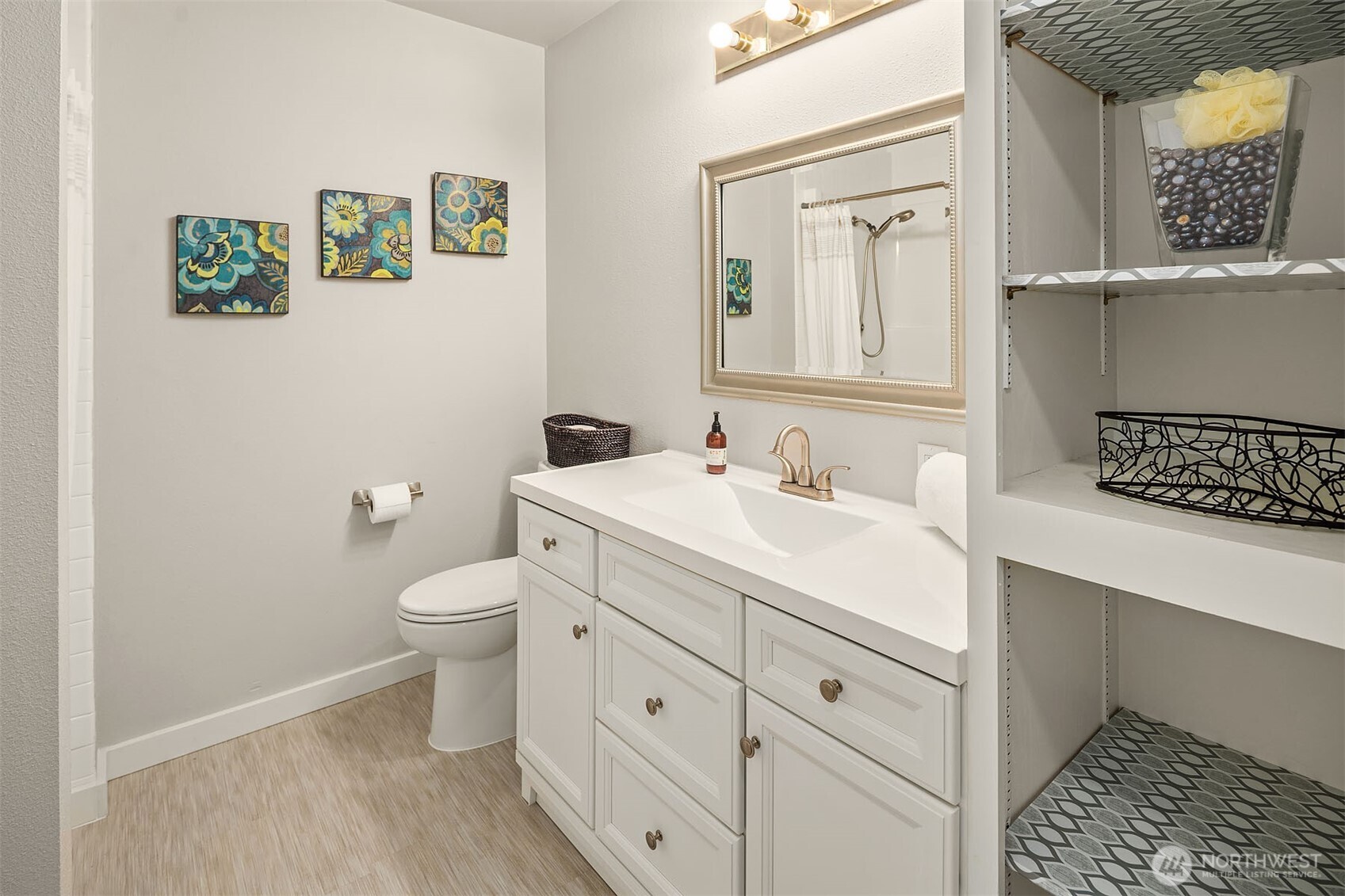 6700 81st Avenue SE Mercer Island WA 98040