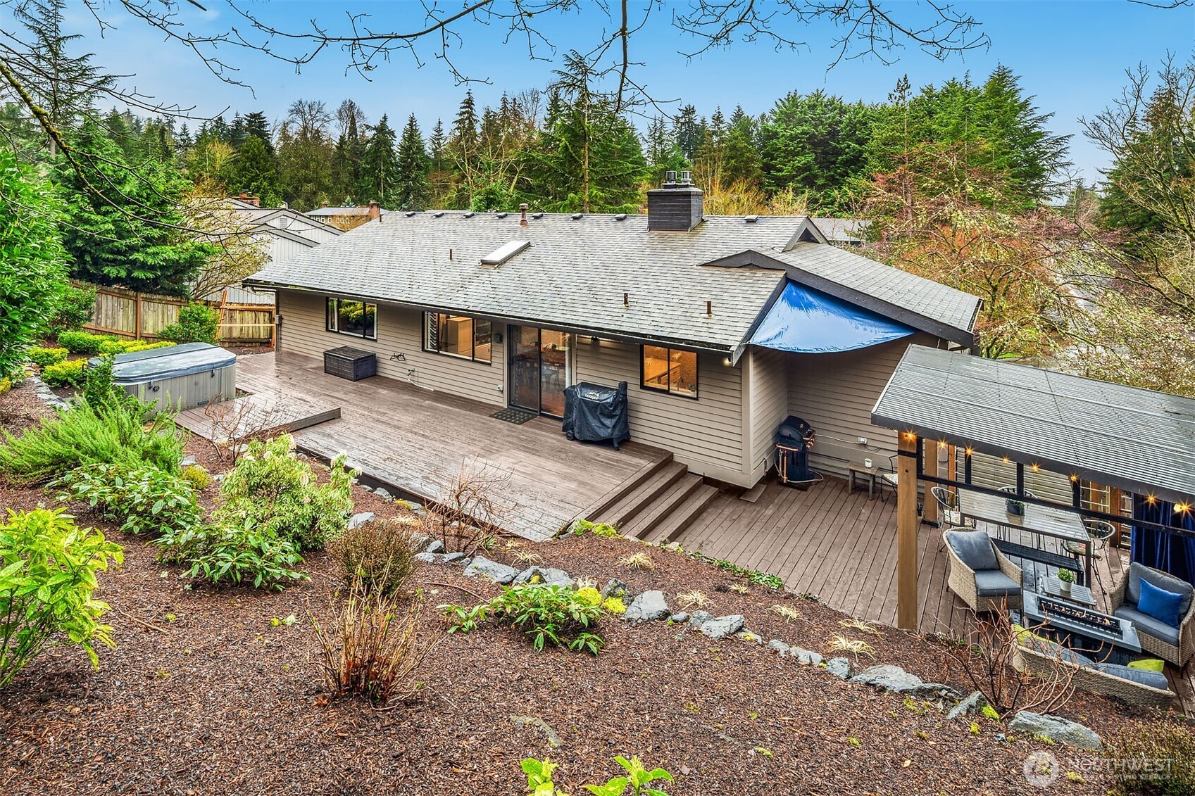 6700 81st Avenue SE Mercer Island WA 98040