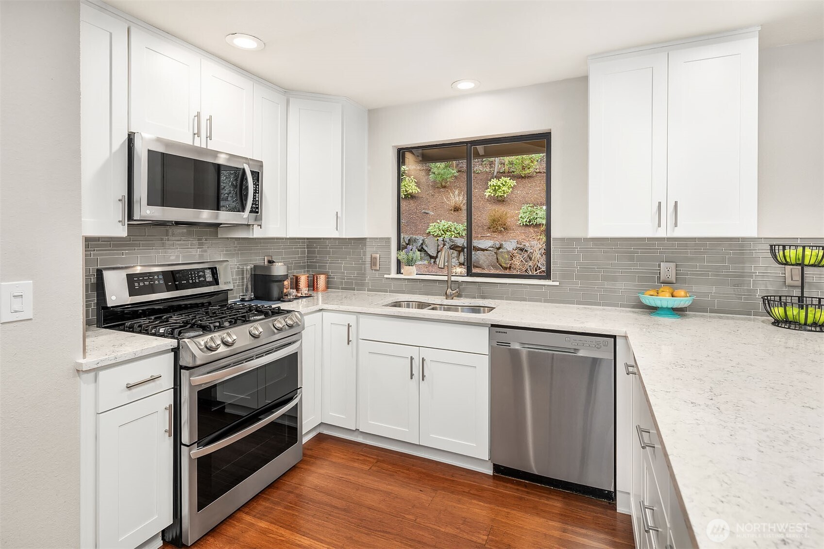 6700 81st Avenue SE Mercer Island WA 98040