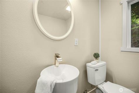 9919 Arrowsmith Avenue S Seattle WA 98118