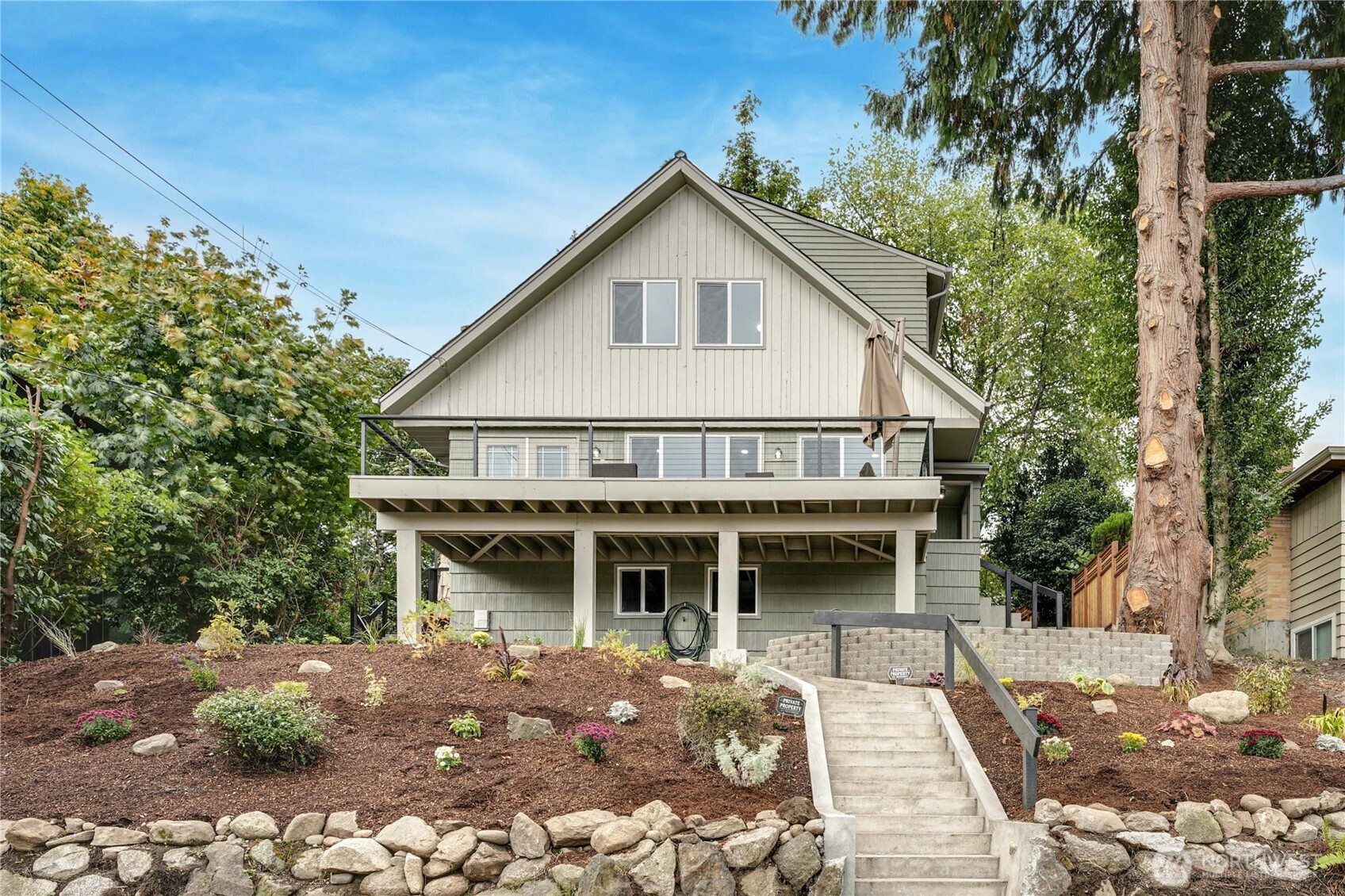 9919 Arrowsmith Avenue S Seattle WA 98118
