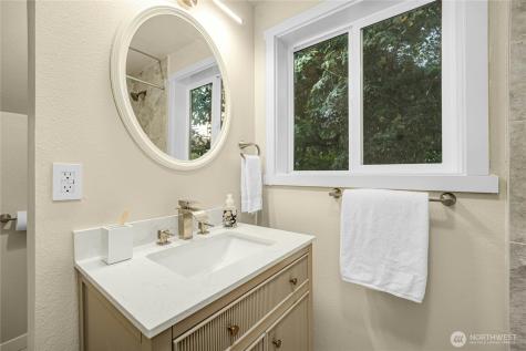 9919 Arrowsmith Avenue S Seattle WA 98118
