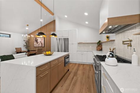 2212 N 46th Street Seattle WA 98103