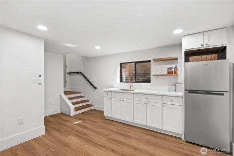 2212 N 46th Street Seattle WA 98103