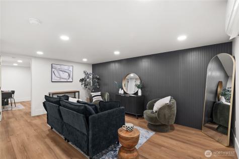 2212 N 46th Street Seattle WA 98103