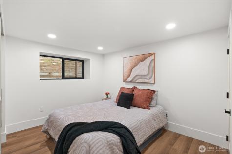 2212 N 46th Street Seattle WA 98103