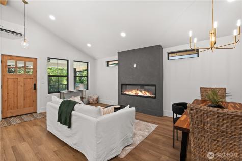 2212 N 46th Street Seattle WA 98103