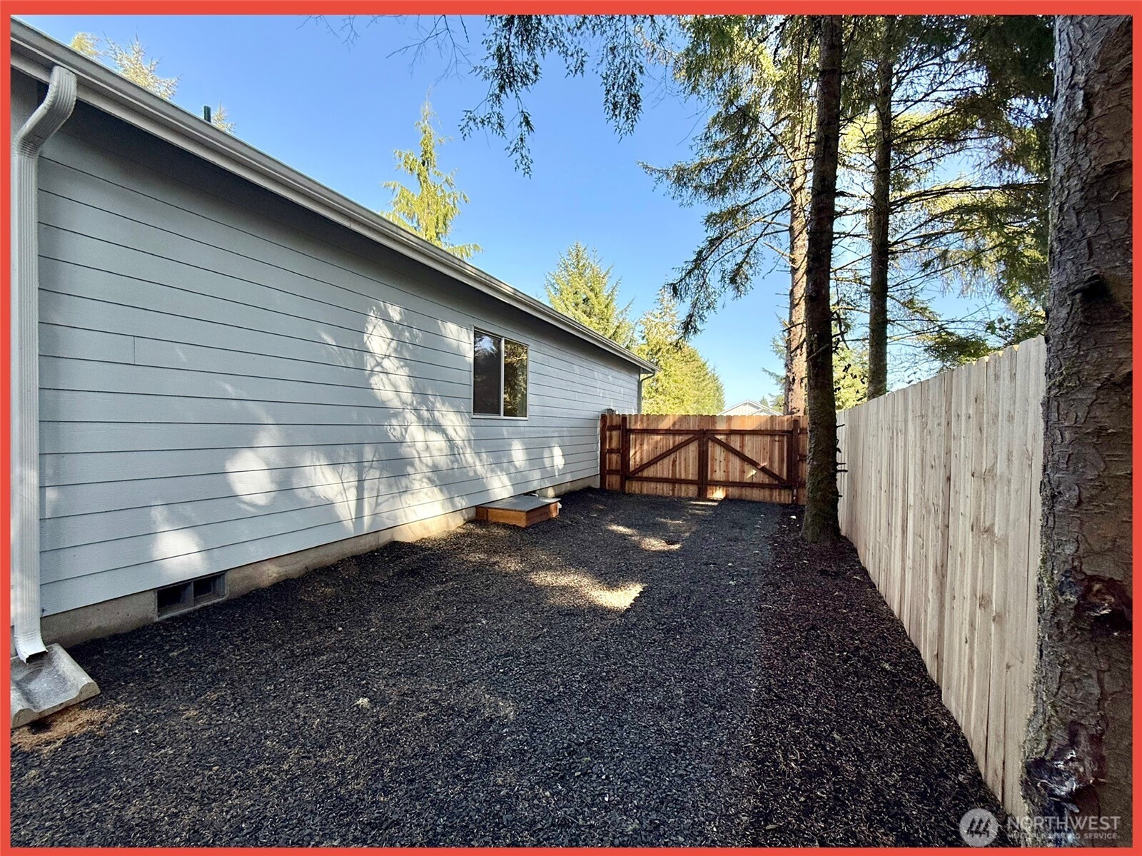 611 Weatherwax Loop NE Ocean Shores WA 98569