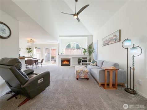5807 14th Drive W Everett WA 98203