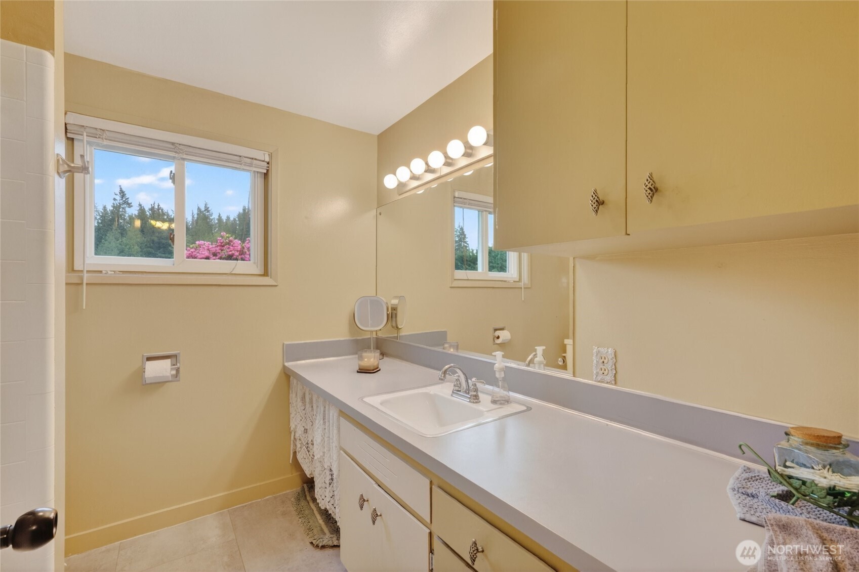8370 Lusk Road Concrete WA 98237