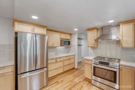 9615 NE 201st Street Bothell WA 98011