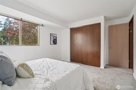 1261 150th Avenue SE Bellevue WA 98007