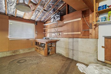 1261 150th Avenue SE Bellevue WA 98007