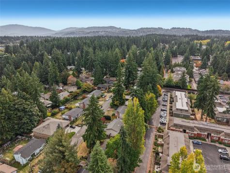 1261 150th Avenue SE Bellevue WA 98007