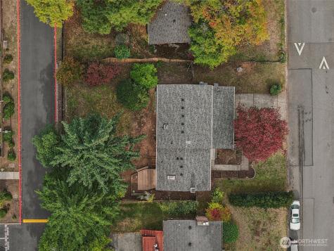 1261 150th Avenue SE Bellevue WA 98007