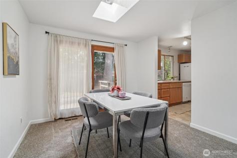 1261 150th Avenue SE Bellevue WA 98007