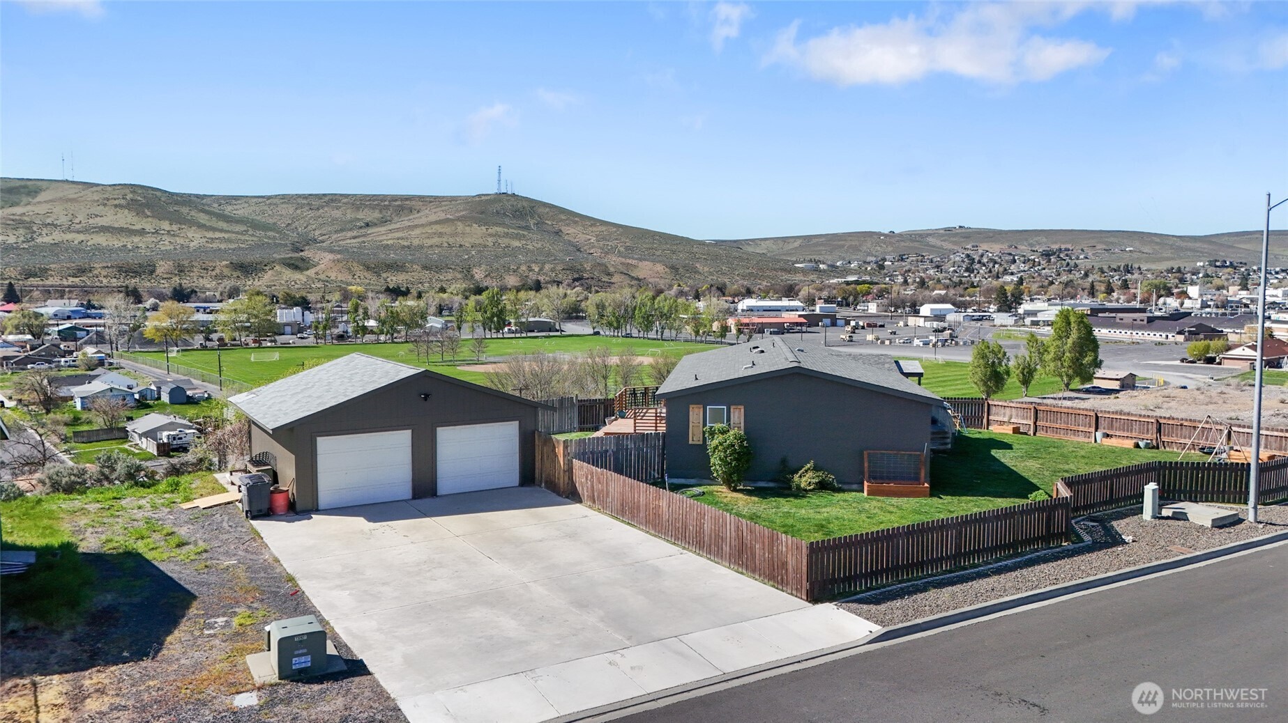 403 Hilltop Drive Ephrata WA 98823