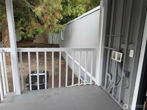 11510 E Riverside Drive Bothell WA 98011