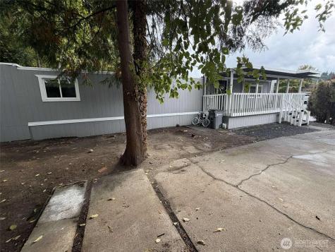 11510 E Riverside Drive Bothell WA 98011