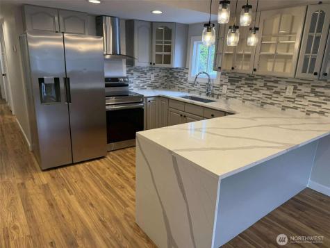 11510 E Riverside Drive Bothell WA 98011