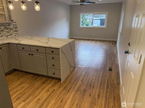 11510 E Riverside Drive Bothell WA 98011