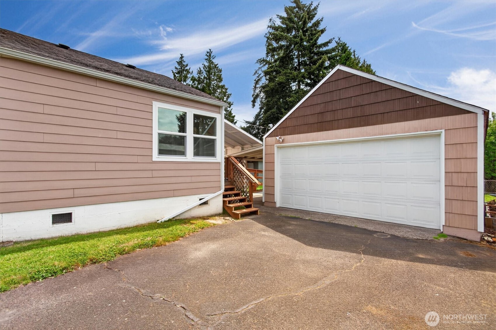 3 Pacific Place Longview WA 98632