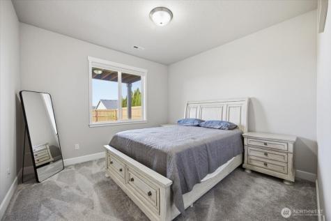 2652 W 44th Place Kennewick WA 99337