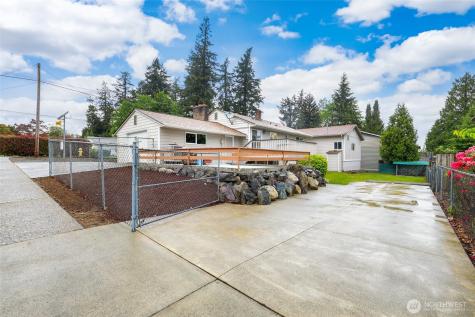 2402 Union Avenue NE Renton WA 98059