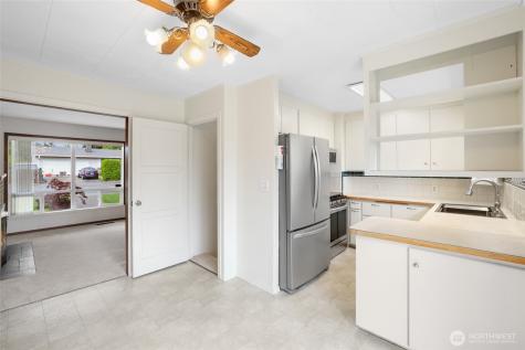2402 Union Avenue NE Renton WA 98059