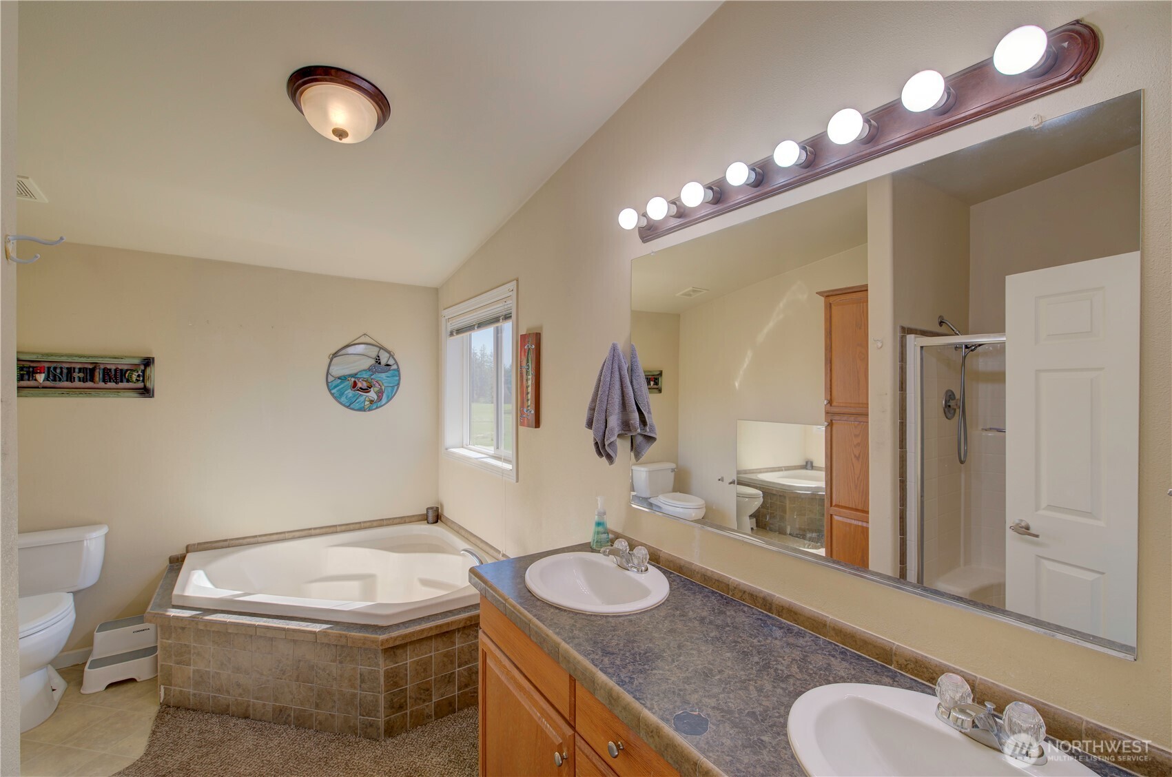 47 N Nemah Road E South Bend WA 98586