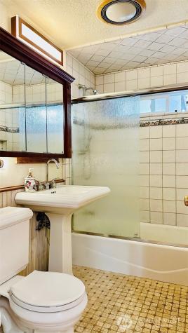 12238 4th Avenue NW Seattle WA 98177