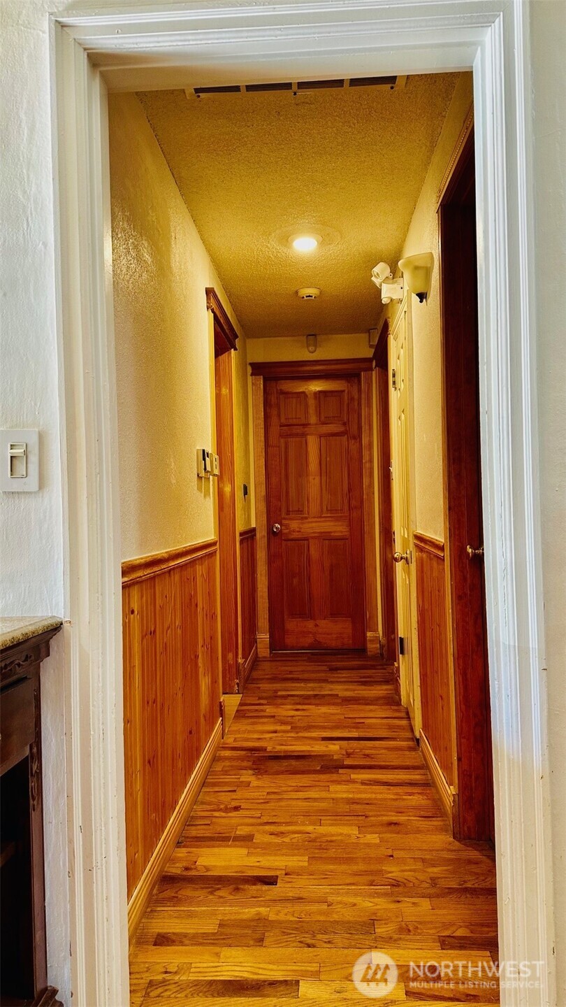 12238 4th Avenue NW Seattle WA 98177