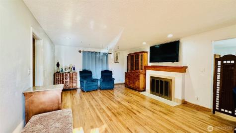 12238 4th Avenue NW Seattle WA 98177
