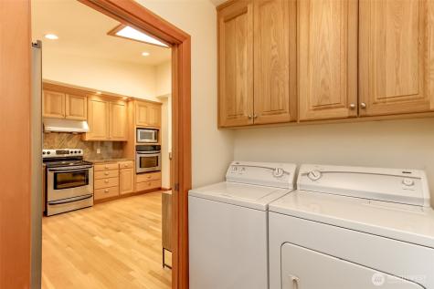 6121 Madrona Drive NE Tacoma WA 98422