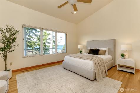 6121 Madrona Drive NE Tacoma WA 98422