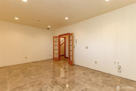 6121 Madrona Drive NE Tacoma WA 98422