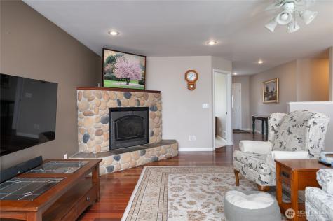 23086 Buchanan Street Mount Vernon WA 98273