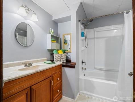 4029 Crystal Ridge Drive SE Puyallup WA 98372