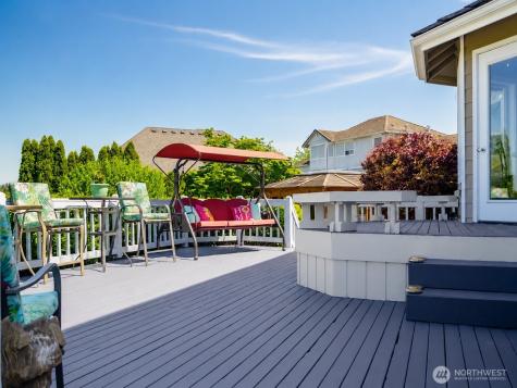 4029 Crystal Ridge Drive SE Puyallup WA 98372