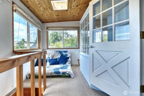 669 Marine Drive Point Roberts WA 98281