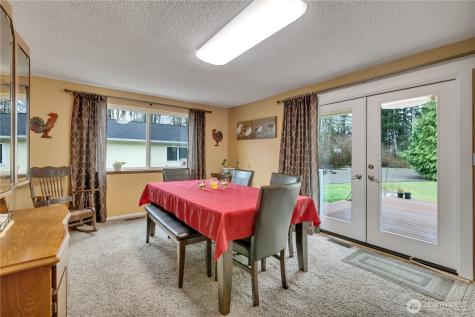 2727 108th Avenue E Edgewood WA 98372