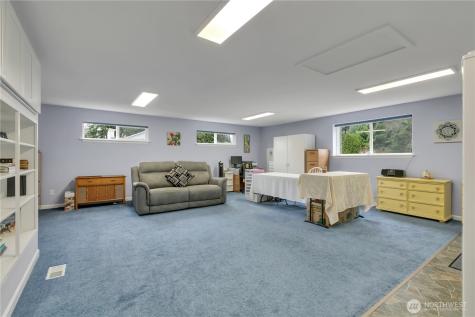 2727 108th Avenue E Edgewood WA 98372