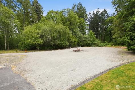 2727 108th Avenue E Edgewood WA 98372