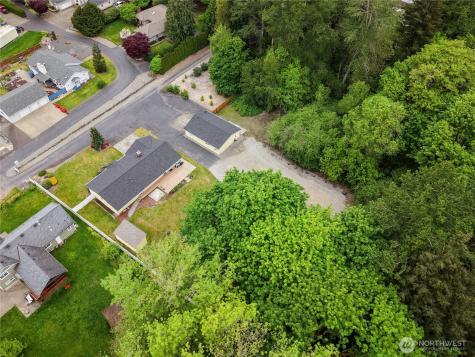 2727 108th Avenue E Edgewood WA 98372