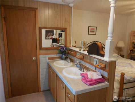 2450 Madrona Drive SE Port Orchard WA 98366