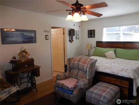 2450 Madrona Drive SE Port Orchard WA 98366