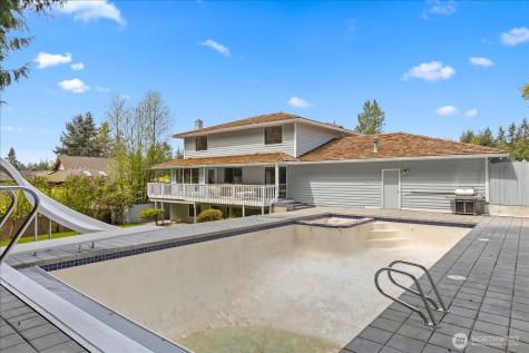 409 NW 162nd Street Shoreline WA 98177